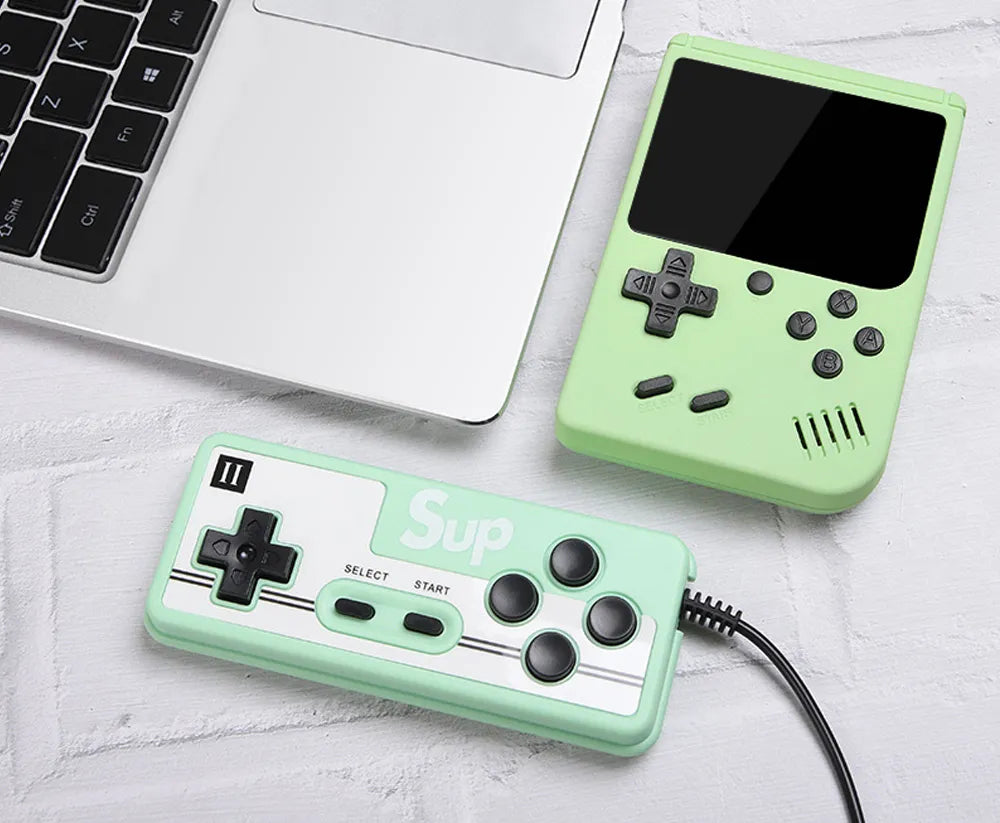 Consola Retro 8-bit con 500 juegos incorporados y control externo