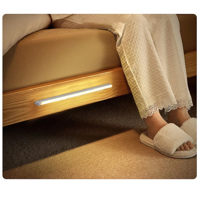 Barra de Luz LED con Sensor PIR Recargable USB: Luz Nocturna Regulable y Portátil para Cocina, Armarios y Pasillos